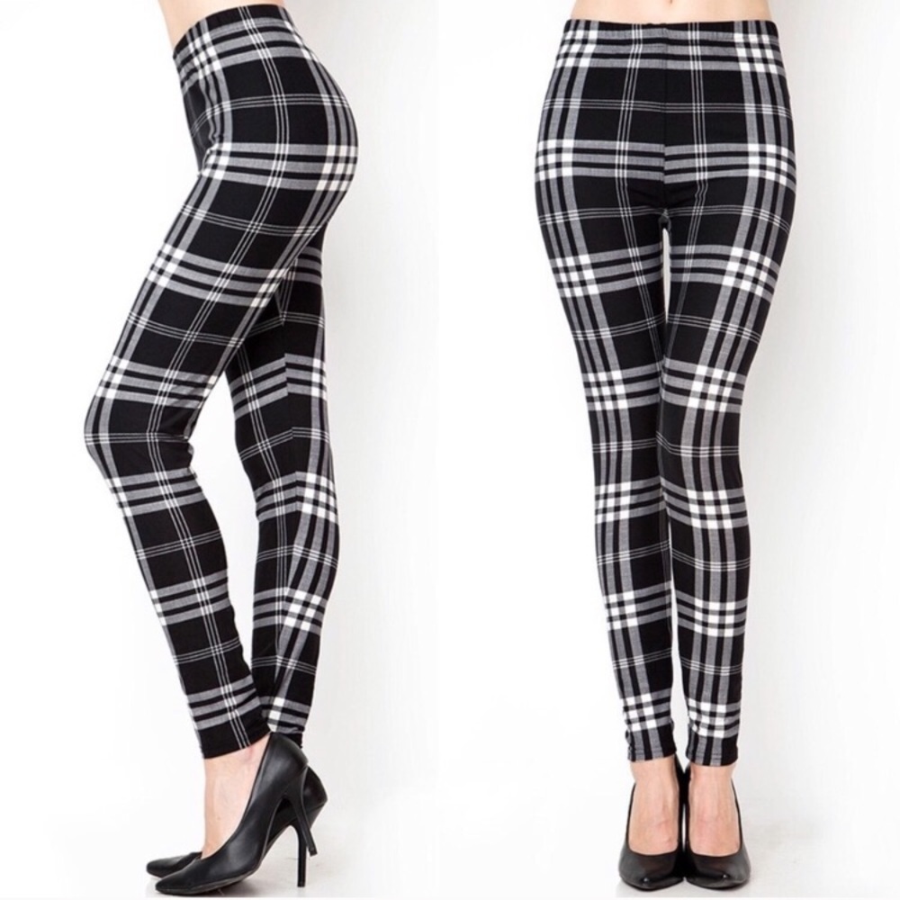 Black & White Plaid High-Waist Leggings